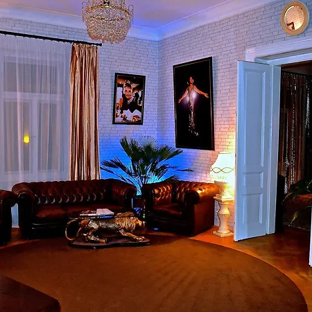 Luxury Versace