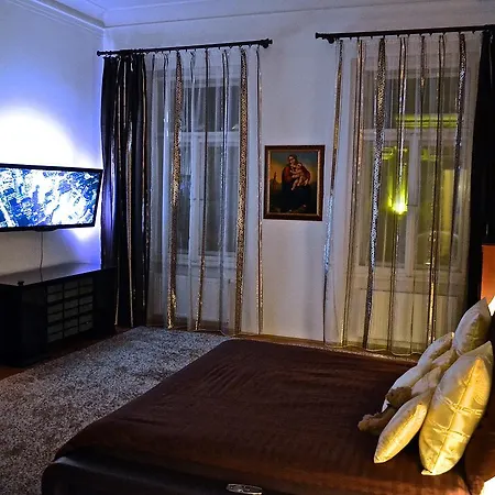 Apartment Luxury Versace Prague