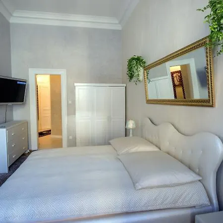 Luxury Versace Prague