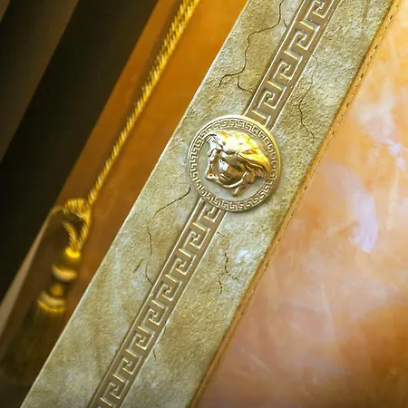 Luxury Versace Apartment Prague